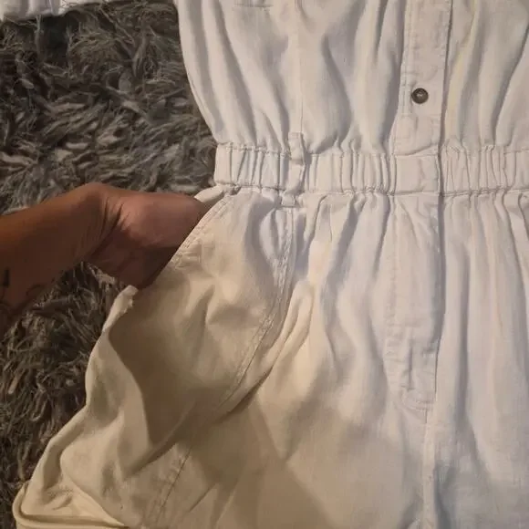 Frame Arie Utility Linen-Blend Romper - Picture 6 of 9